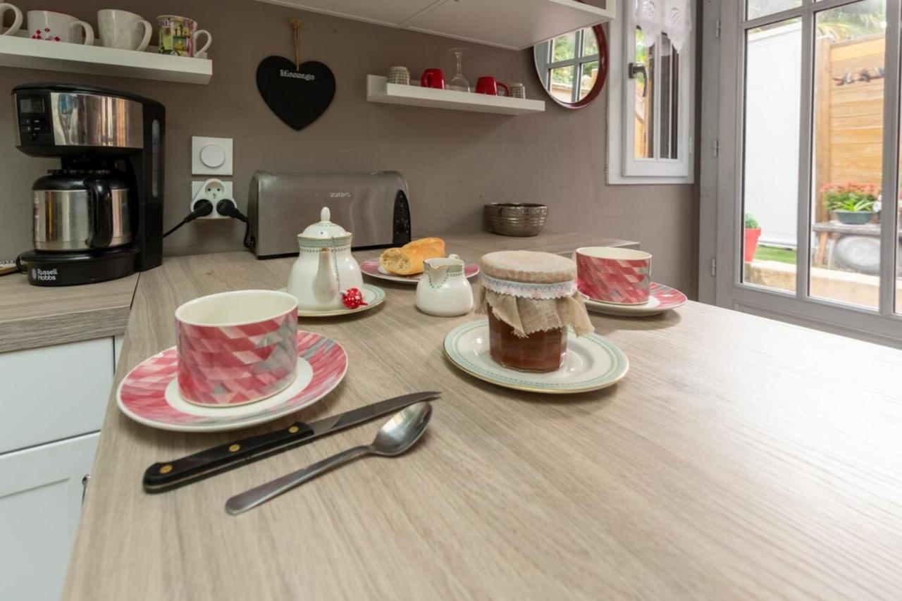 Furnished Apartment Near Palais De La Justice With 2 Bedrooms & A Garden Bordeaux Exteriér fotografie