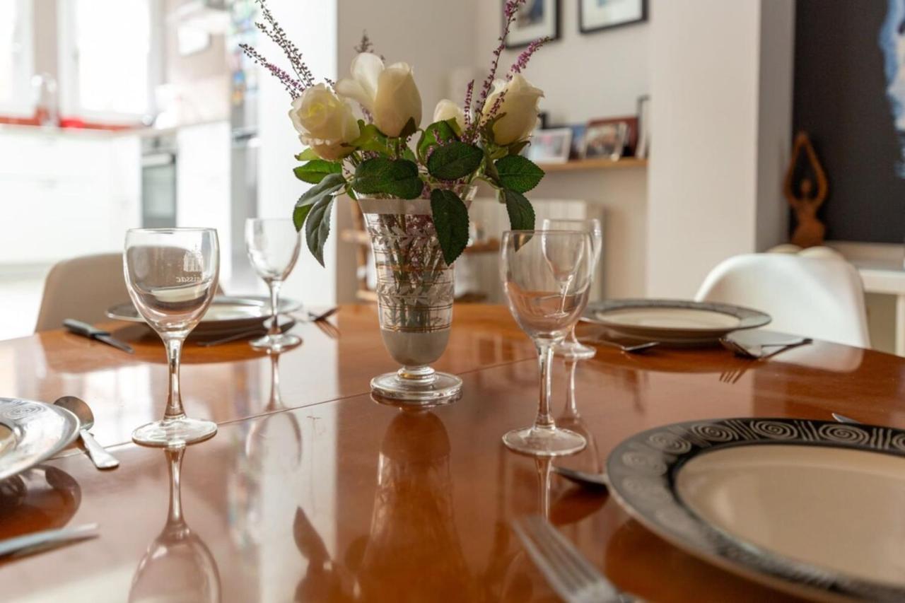 Furnished Apartment Near Palais De La Justice With 2 Bedrooms & A Garden Bordeaux Exteriér fotografie